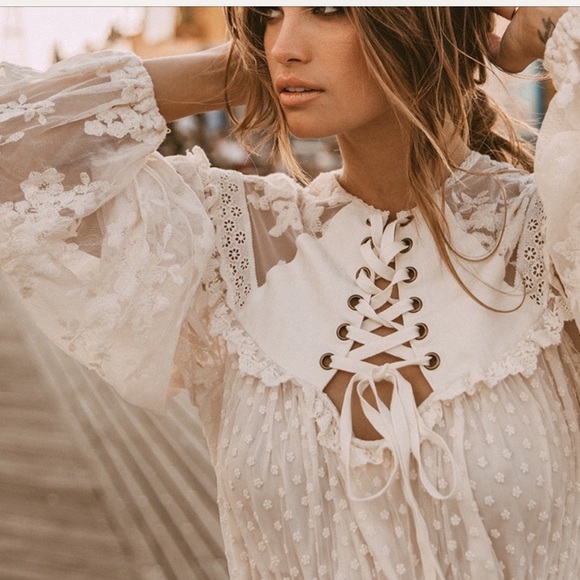 NWT Spell Dawn Lace Blouse - Picture 8 of 9